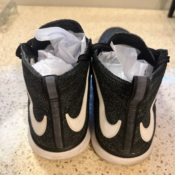 NIKE Training Sneakers - Picture 3 of 6